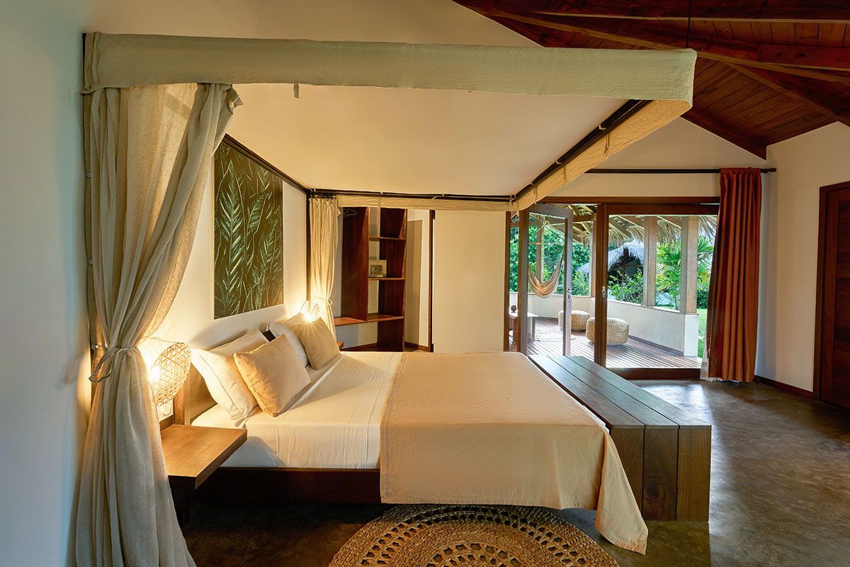 Bungalow Pool view